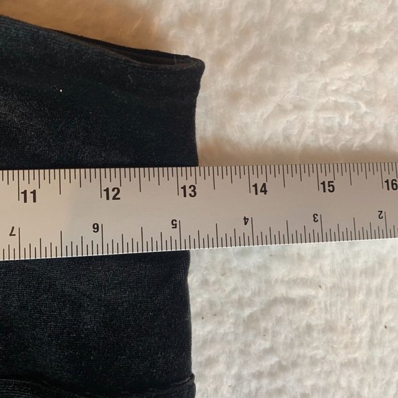 Spanx Leggings Women's‎ Large Black Velvet Stretch Elastic Waist Pull On 8206 - Picture 2 of 10